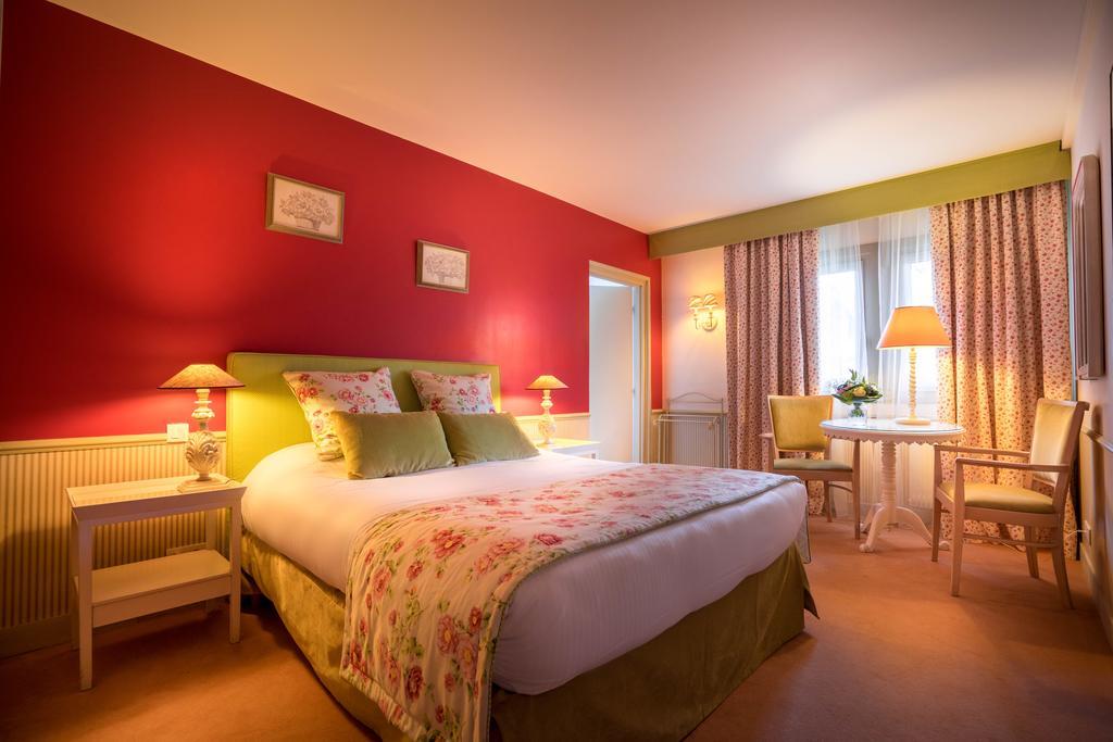 טרוביל-סור-מאר Best Western Plus Hostellerie Du Vallon מראה חיצוני תמונה